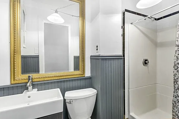 Rented by Brooklyn Bridge | media 9