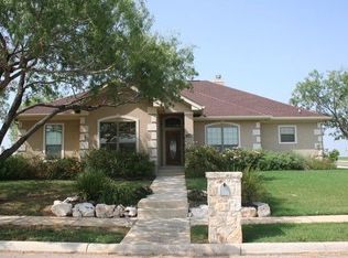 145 Lauren Ct, Lavernia, TX 78121