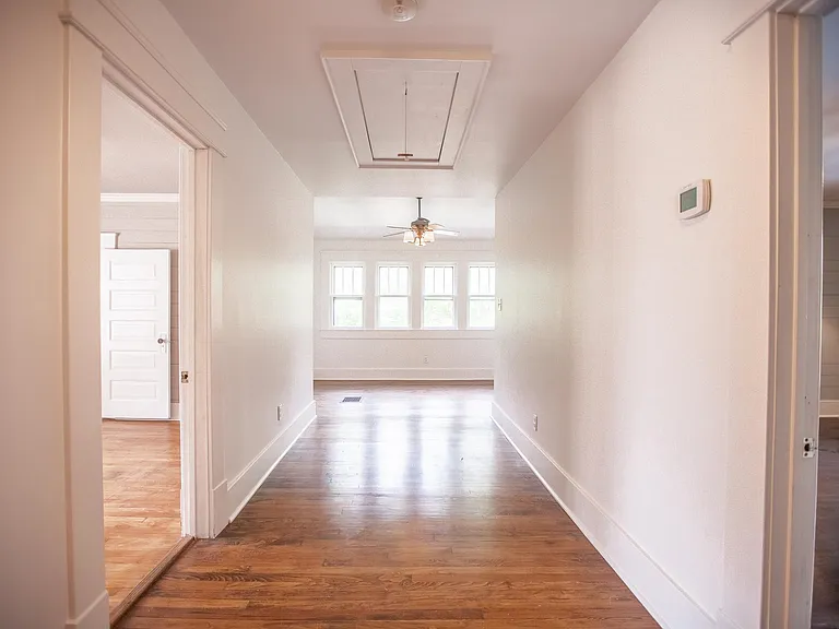 1021 Paris Ave — Photo 10