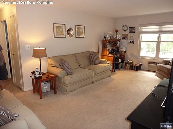 4th image of 100 Pierson Miller Dr APT E17