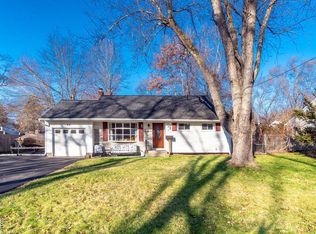 25 Ronald Pl, Schenectady, NY 12303
