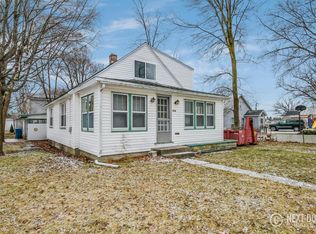 624 N Irving St, Greenville, MI 48838
