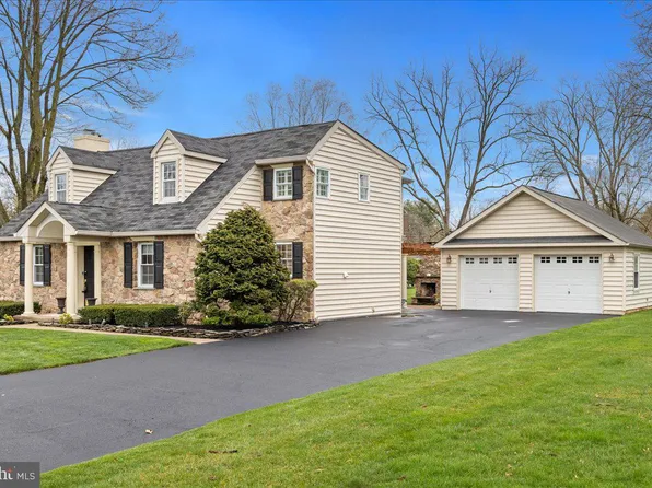 204 Pennsylvania Ave, Chalfont, PA 18914