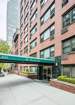 Rented by Compass | media 7