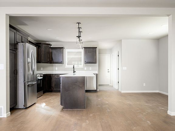 4th image of 7711 Starnova Dr