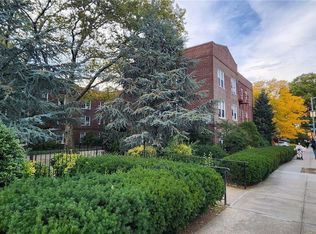 78-32 Main St APT 2K, Flushing, NY 11367