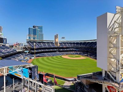 325 7th Ave Unit 1602, San Diego, CA, 92101