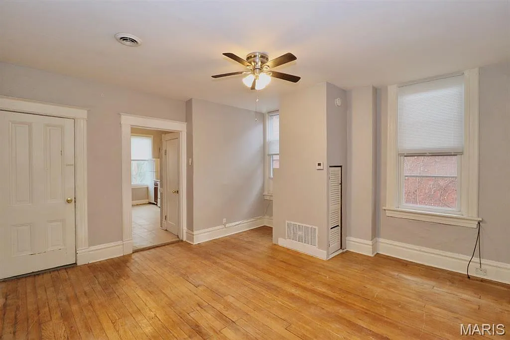1 bed, 1.0 bath, 824 sqft, $650 — Photo 3