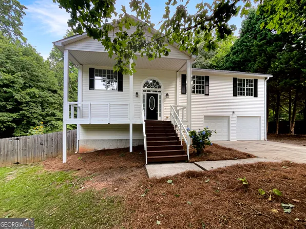 497 Cedar Ridge Dr, Winder, GA 30680