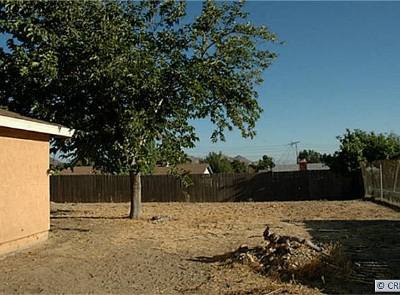 5th image of 15851 Manzanita Dr