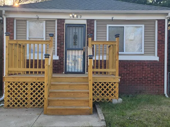 3882 Massachusetts St, Gary, IN 46409