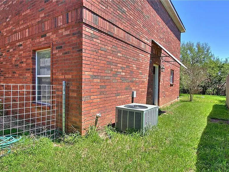 1104 Canyon Edge Dr #B — Photo 6