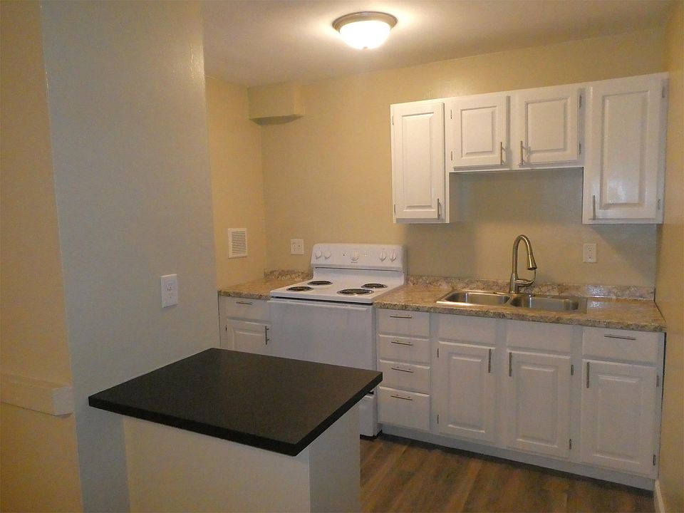 1st image of 2131 Roosevelt Ave APT 6
