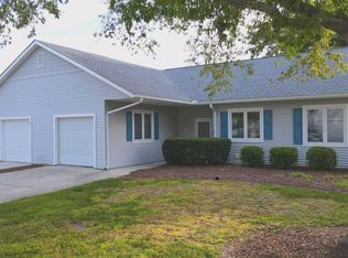 273 Bonnet Way SE, Southport, NC 28461