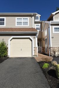 212 Carriage Lane, Plainview, NY, 11803