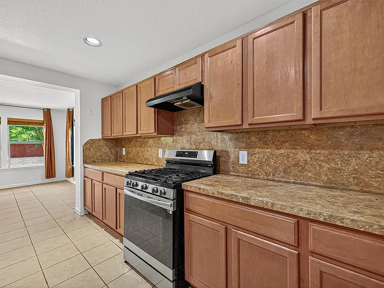 16547 Lanesborough Dr — Photo 26