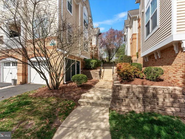 43840 Hickory Corner Ter Unit 112, Ashburn, VA 20147
