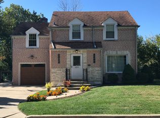 6814 N Kilpatrick Ave, Lincolnwood, IL