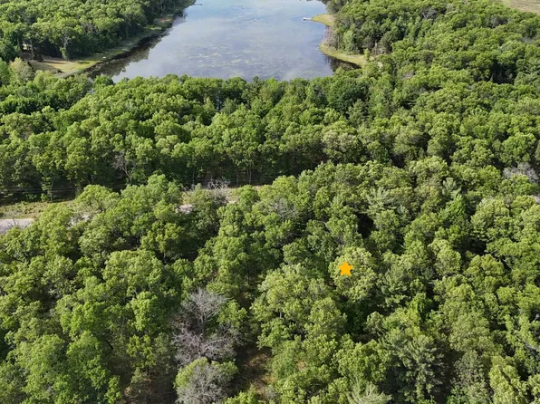 E Lake Crest Dr, Shawano, WI 54166