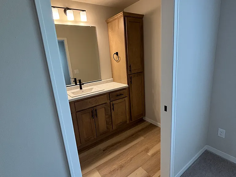 217 E Countryside Ave — Photo 28
