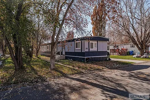 311 Bluebell St Photo 1