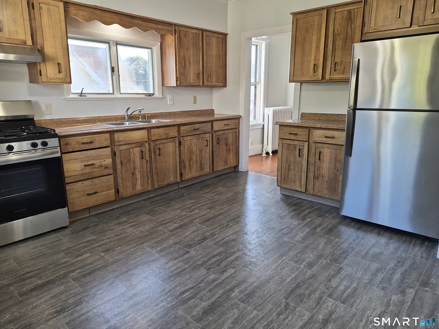 2 bed, 1.0 bath, 1000 sqft, $1,700 — Photo 3