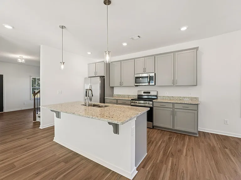 Quinn Residences at Dorchester Place — Photo 236