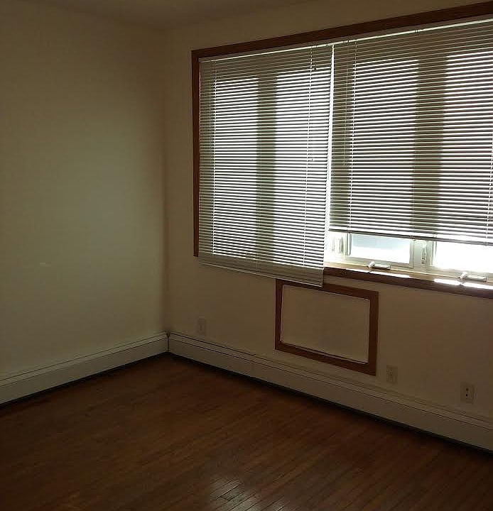 1st image of 7914 Cypress Ave #3