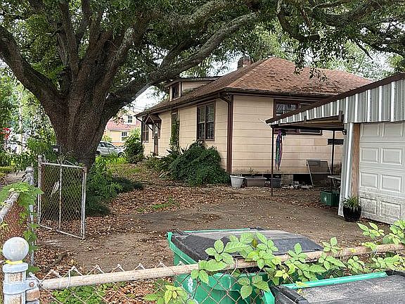 3rd image of 700 Orion Ave
