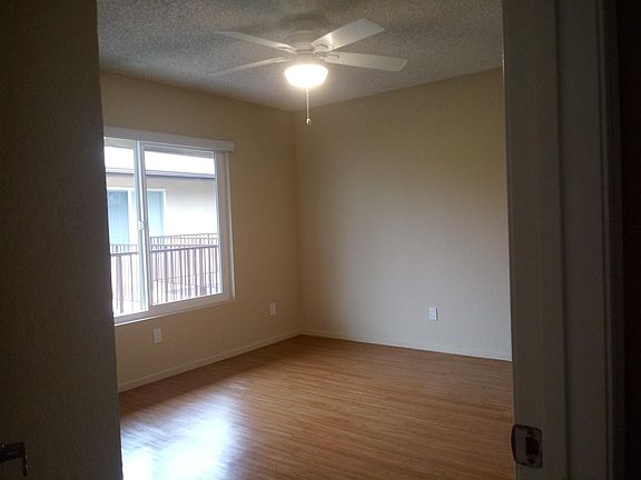 5th image of 7701 Yorktown Ave #5