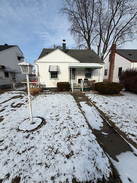 1st image of 17465 Ivanhoe St