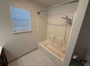 832 Eastridge Cir, Red Oak, TX 75154