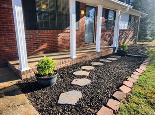 2406 Dunbrooke St, Florence, AL 35630