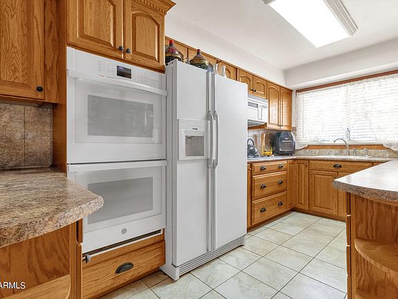 4th image of 4839 N 62ND Avenue
