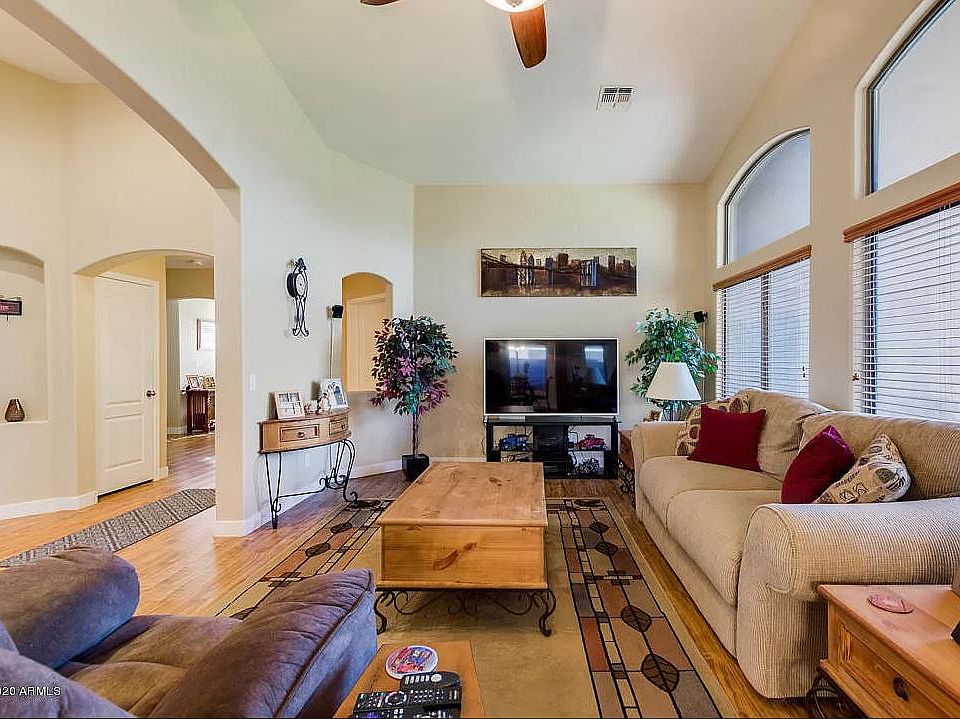 2nd image of 4616 W Magdalena Ln