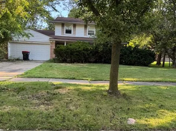 30301 Spring River Dr, Southfield, MI 48076