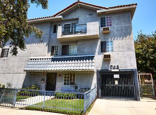 744 N Manhattan Pl, Los Angeles, CA 90038