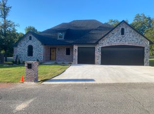 58593 E 296th Pl, Grove, OK 74344