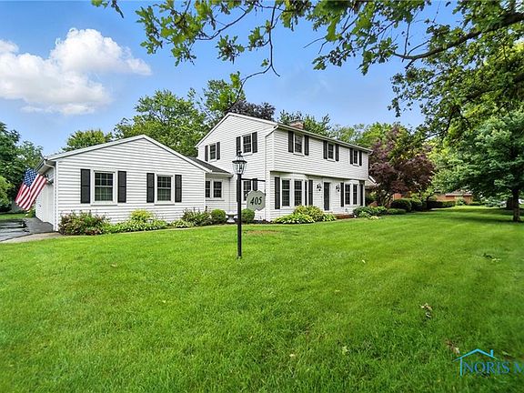 3rd image of 405 Orchard Ln