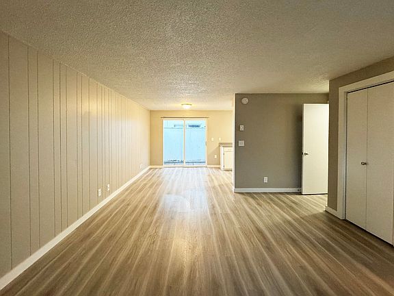 3rd image of 1101 W 6th Ave #1117-A