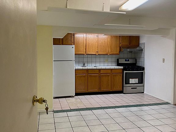 3rd image of 106 San Jose Ave Unit B