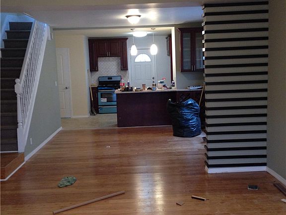 2nd image of 10903 221st St