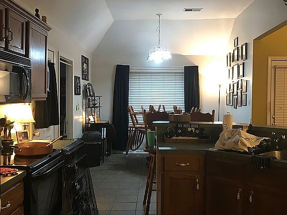Kitchen/nook