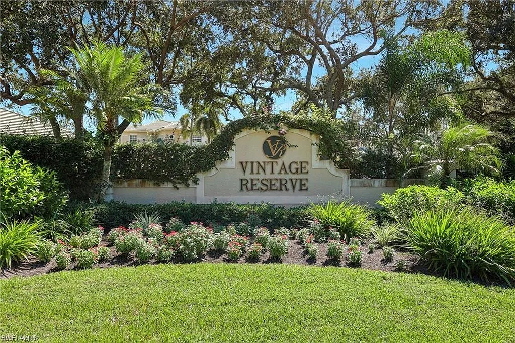 2 bed, 2.0 bath, 2058 sqft, $8,000 — Photo 4