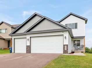 29349 Wildwood Rd, Chisago City, MN 55013