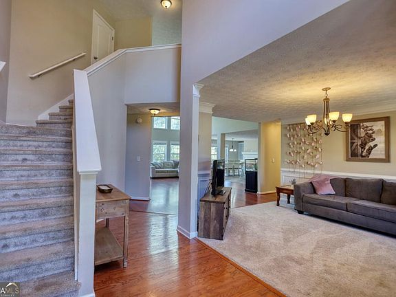 2nd image of 335 Glen Echo Dr