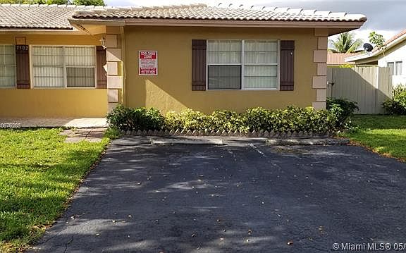 4th image of 7502 NW 44th Ct #B