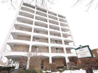 5854 Main St APT 401, Williamsville, NY 14221