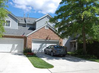 4326 Hillside Dr, Ann Arbor, MI 48105