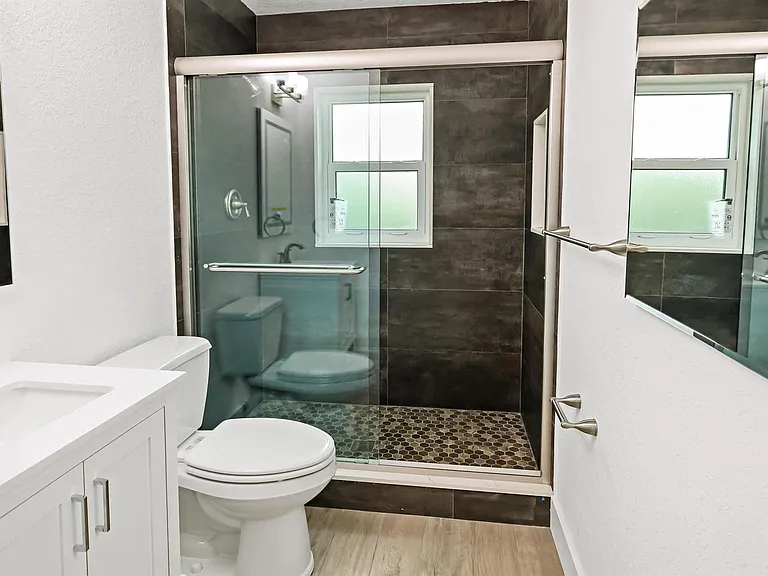 768 22nd Pl — Photo 10